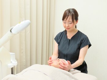 ラ スィーヌ(racine)の写真/【美肌の基礎をつくる本格フェイシャル】≪毛穴/ニキビケア/シミしわたるみ改善≫に悩む方必見!敏感肌もOK