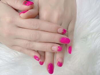 アップネイル/大人可愛いハートネイル