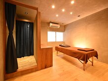 リュウリュウ JR茨木駅前店(RYURYU)の雰囲気（ヴィンテージ調の落ち着いた完全個室の雰囲気でゆったりし空間。）
