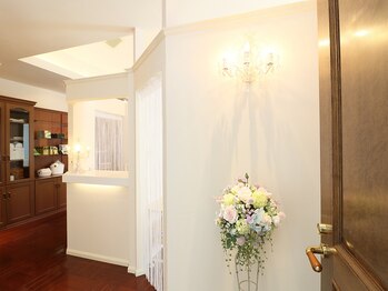 サロン ニニニ(salon 222)/salon 222入口