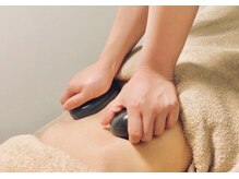 美肌製作所 本店の雰囲気（オイルマッサージで凝り固まった筋肉や心を解きほぐします！）