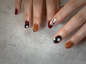 ナナネイル(7.Nail)/手描き風