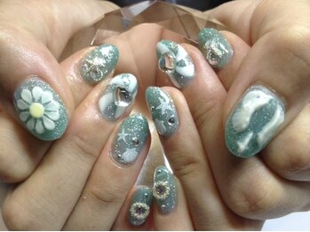 エクラン(ECRLN)/