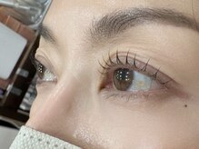 まつげパーマ/マツエク/LED/パリエク/眉毛/パリジェンヌ　Raffelia 【ラフェリア】/ふんわり束間パーマ