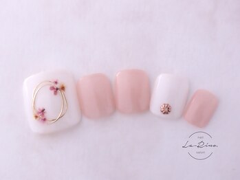 大人シンプルネイル