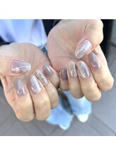 トータルサロン 白べぇーっ プラス/クーポンネイル