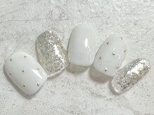 コーラルワン(CORAL ONE)/ドットネイル☆ペールホワイト