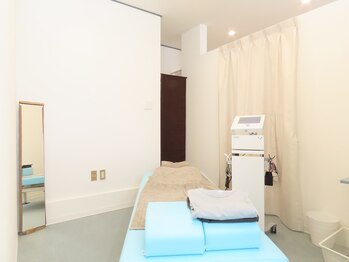 リラスル(Rela x Suru)の写真/【骨盤矯正で女性の健康をトータルサポート】専門的なケアで歪んだ骨盤を正して、様々なお悩みを改善◎