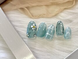 落書きフラワーネイル