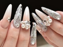 ネイルサロンラグジュアリー 梅田店(LUXURY)/スターネイル