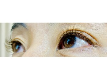 アイラッシュ ビューティー ラボ モナ(MONA)/自まつげが増えたように超自然★