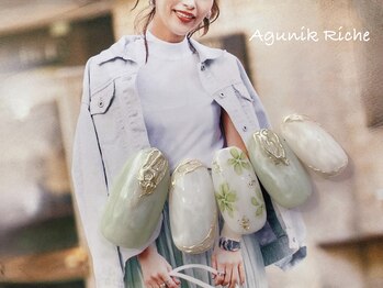 アグニークリッシェ(Agunik Riche)/【フラワーネイル】