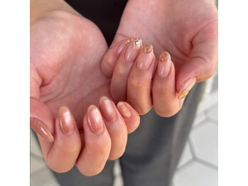 ロミー(Rommy)/ぷっくり秋ネイル