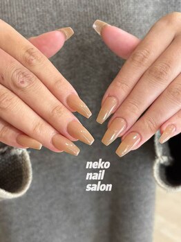 ネコ(Neko)/長さ出しワンカラー ちゅるん