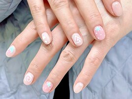 可愛いいちごネイル