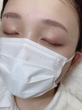 イット(it.)/アイブロウスタイリング