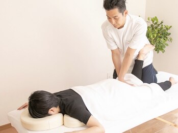 けいき整体 恵比寿の写真/体の構造を分析、ガチガチ肩・首の本当の原因にアプローチ【リピート91％の実績】体も頭も納得する整体技術