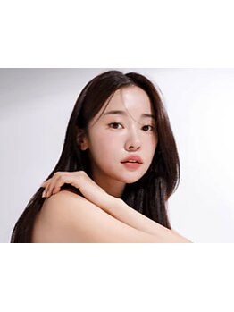 ナチュラル上品な目元にしたい