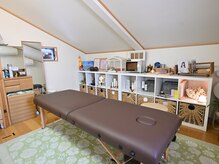 フェムケア矯正と骨格エステは緑をイメージした個室で☆