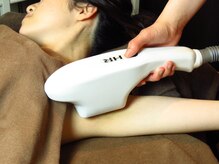 【特徴１】丁寧なシェービングと高速光照射・レベル設定