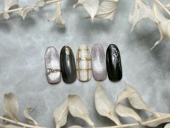 ブリスフルハピネス(Blissful happiness)/定額ネイル(Design)秋冬ver.