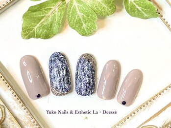 ユウコネイルズアンドエステティック ラ デェス(Yuko Nails & Esthetic La Deesse)/ゴールドコース (定額制)¥8000