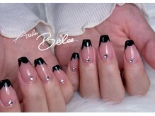 アトリエベベ(Atelier Bebe)/ガーリー変形フレンチネイル