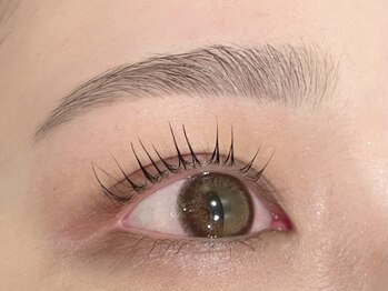 セリシール(cerisier)/眉ワックス+パリジェンヌ