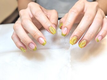 ペルチェ(percha)の写真/ネイルが初めての方も大歓迎◇リーズナブル×美しい仕上がりにリピーター様多数☆シンプル上品な指先に…♪