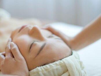 ルルフロル 銀座(LuLu-FLOR)/細胞活性フェイシャル