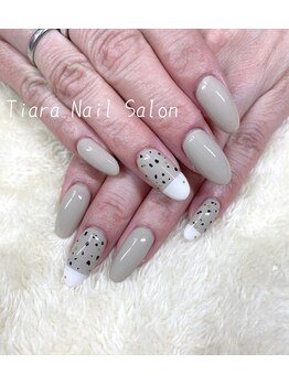 ティアラ(Tiara)/持ち込みデザイン