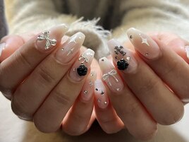 【Shiori @naka_inails】