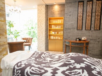 サロン ド ボーテ シャルル(Chaleureux)/2階施術ルーム