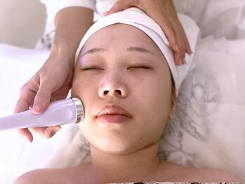 ルミエール 新宿(Lumierre)/毛穴ハーブピーリングよもぎ蒸し