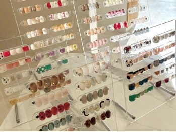 ロッコ(ROCCO)の写真/パラジェル登録サロン*上品可愛いシンプルネイル~トレンドネイルまでワンランク上のネイルが楽しめる人気店