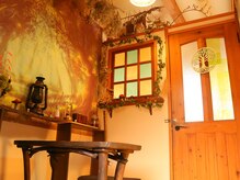 顔あげ屋/カウンセリングのお部屋２