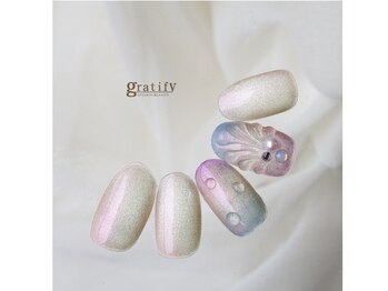 オーロラマーメイドネイル