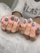 ナンバーエイト(No8)/花アートネイル