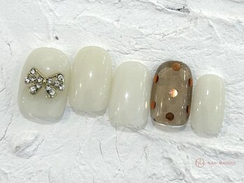 ネイルメゾン 池袋店(NAIL MAISON)/ドットリボン¥8050
