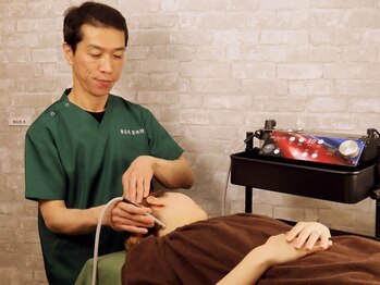 椎名亮 整体院/筋膜リリース・首の施術