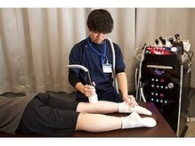 浜松整体 理学ゼーション 富塚店の雰囲気（国家資格者によるケア）