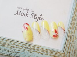 ビビットイエローネイル