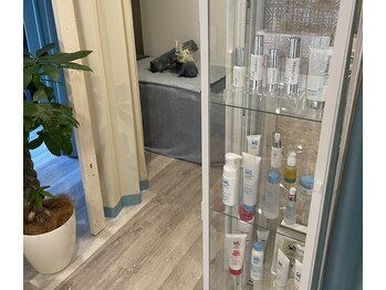 力仙プラクティック/化粧品は美と健康の両立した物を