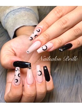 エスフィーネイルサロン ブリーユ(Esfy nailsalon Brille)/ムーンセルネイル