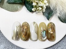 ネイルルームシャイン/