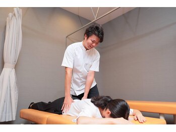 富雄バランス鍼灸接骨院の写真/メンズの方におススメ！その頑固な肩腰をスッキリと軽い状態にして初回から効果を実感しませんか？