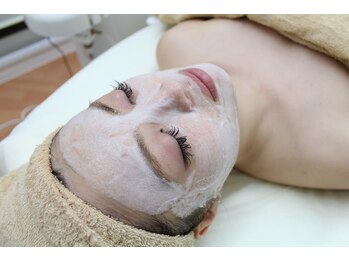 フェイシャル専門サロン ベイリーフ/炭酸(CO2)パック