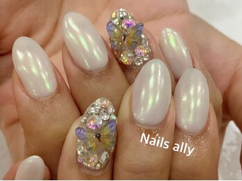 ネイルズアリー 立川店(Nails ally)/バタフライネイル×ストーン