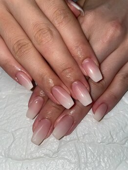 ネイルズフォーユー(Nails 4 U)/