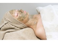 サロン ド クチュリエ(Salon de Couturier)の雰囲気（1回でも効果を感じるハーブピーリング。陶肌トリートメント。）
